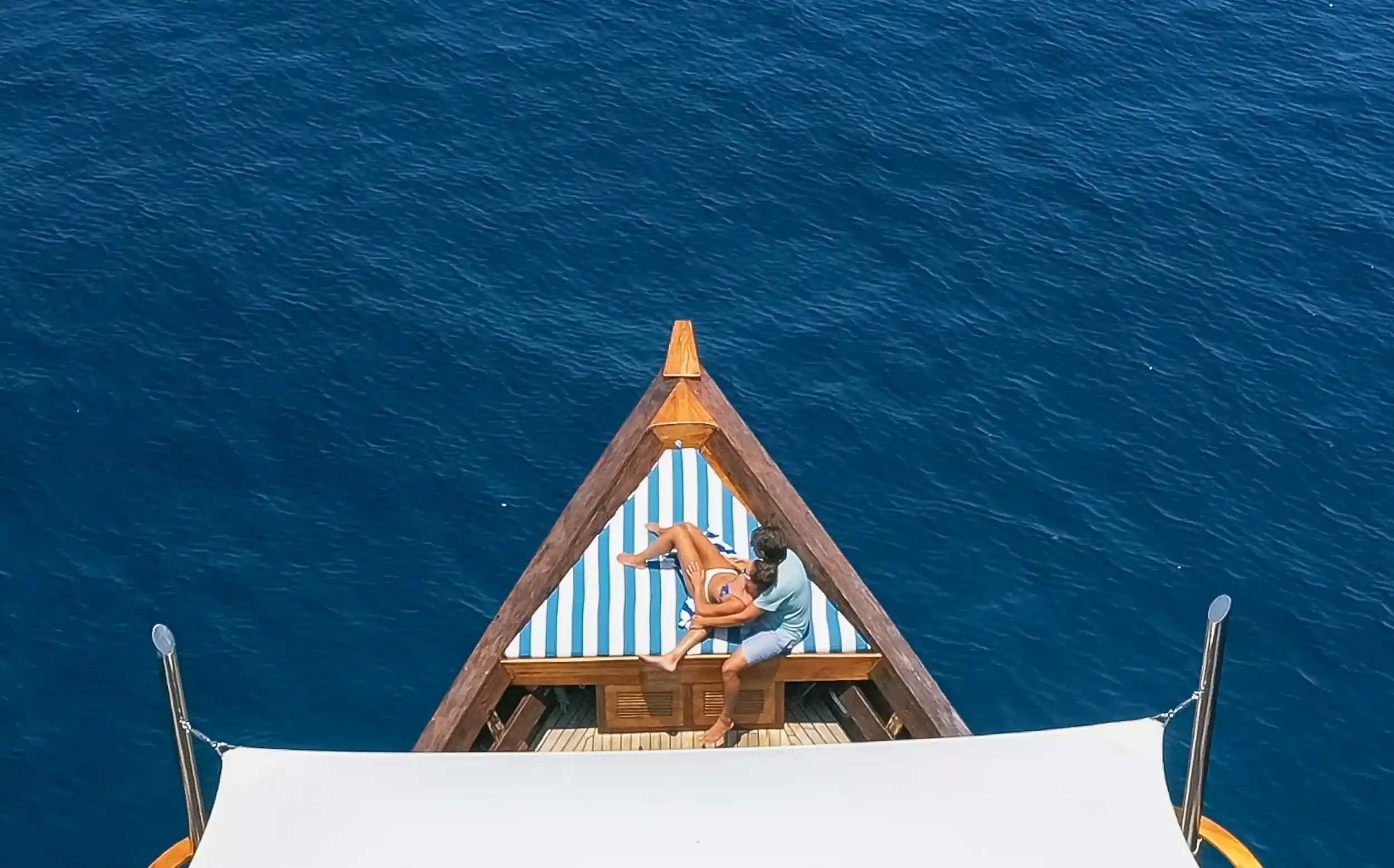 Liveaboard Experience | Labuan Bajo Luxury