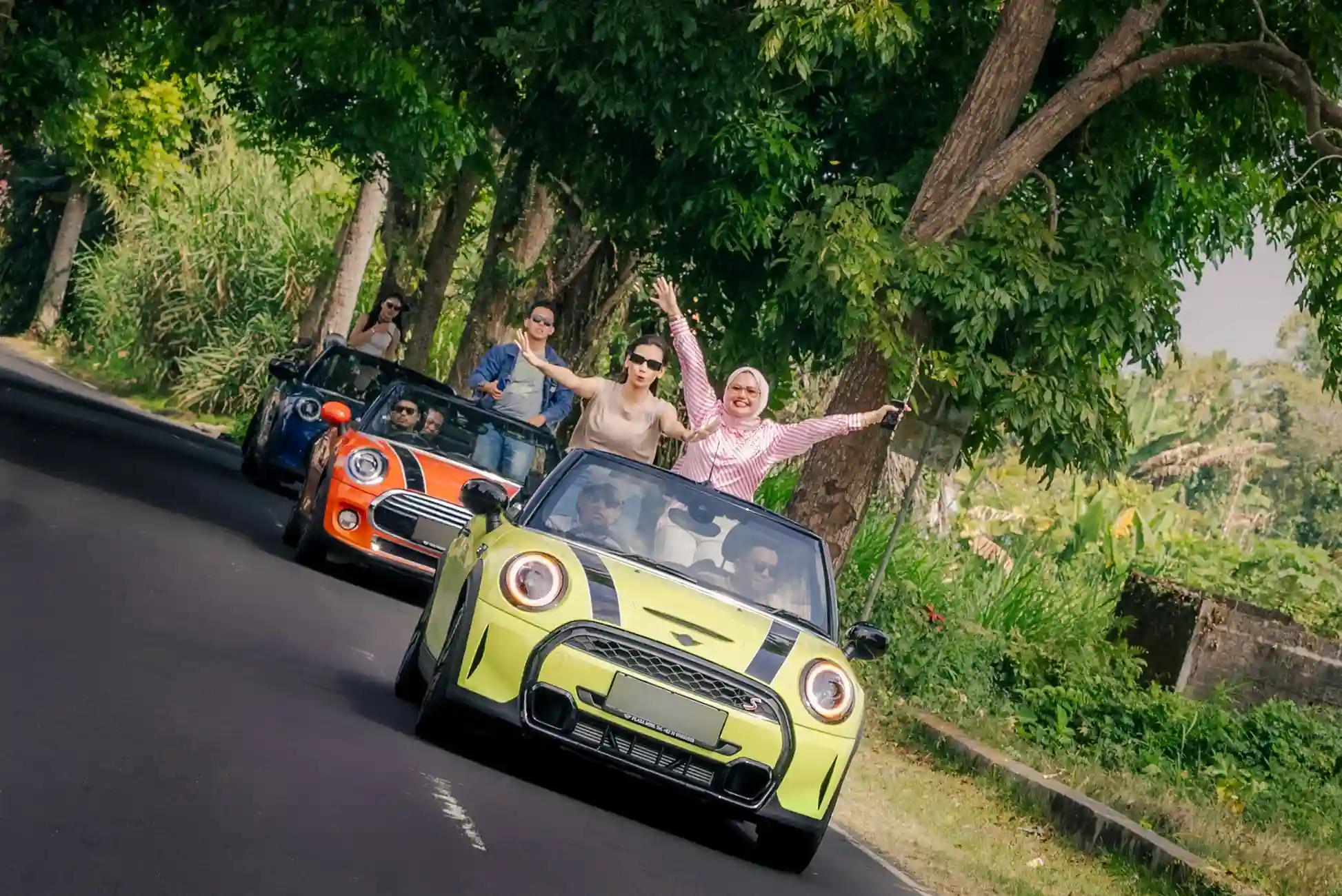 Luxury Car Hire with Labuan Bajo Luxury