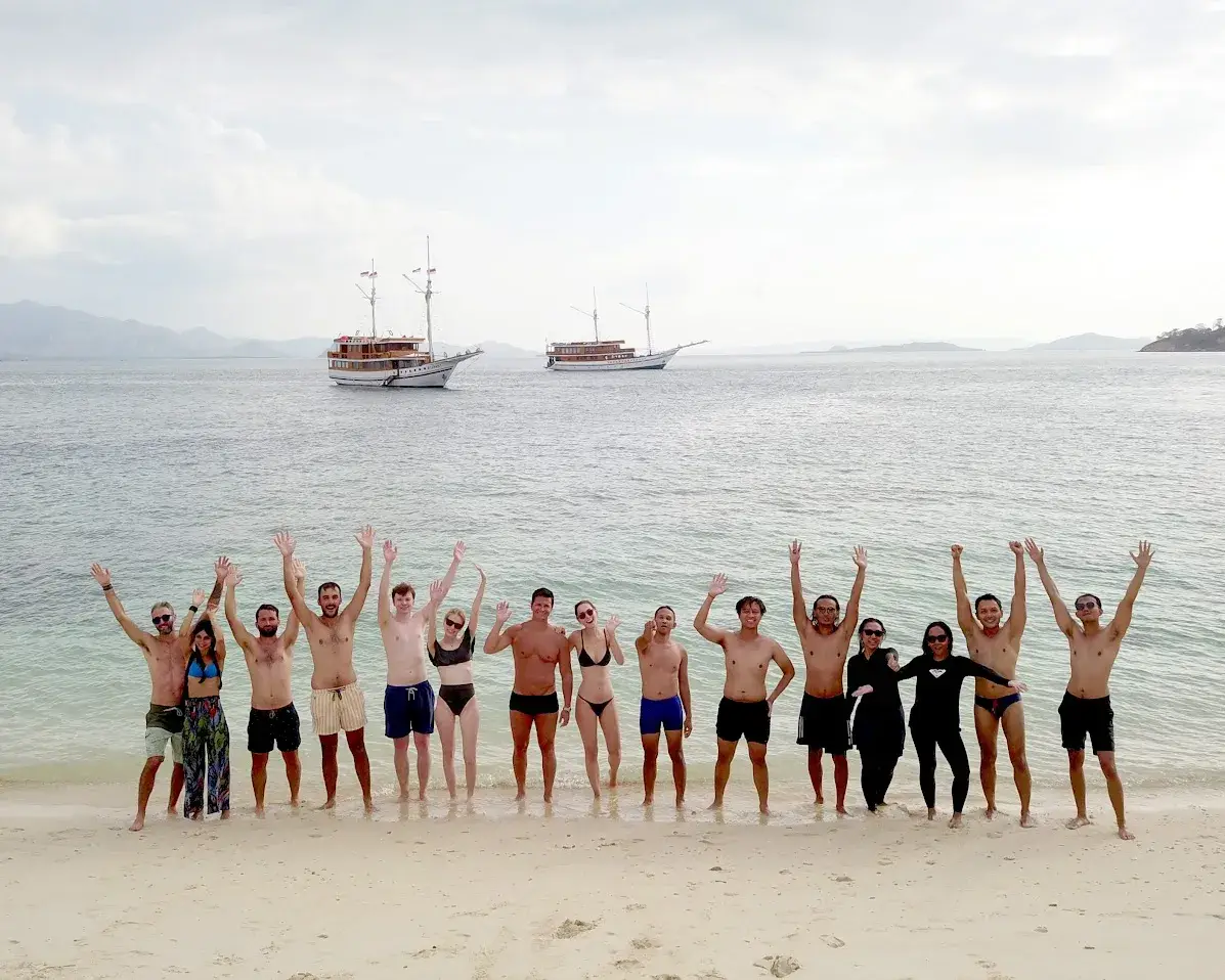 Plan your Komodo liveaboard adventure