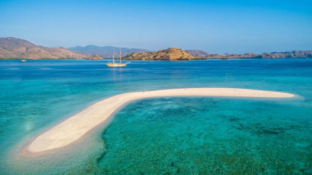 Labuan Bajo Luxury Travel Guide 2026 | Planning Your Escape
