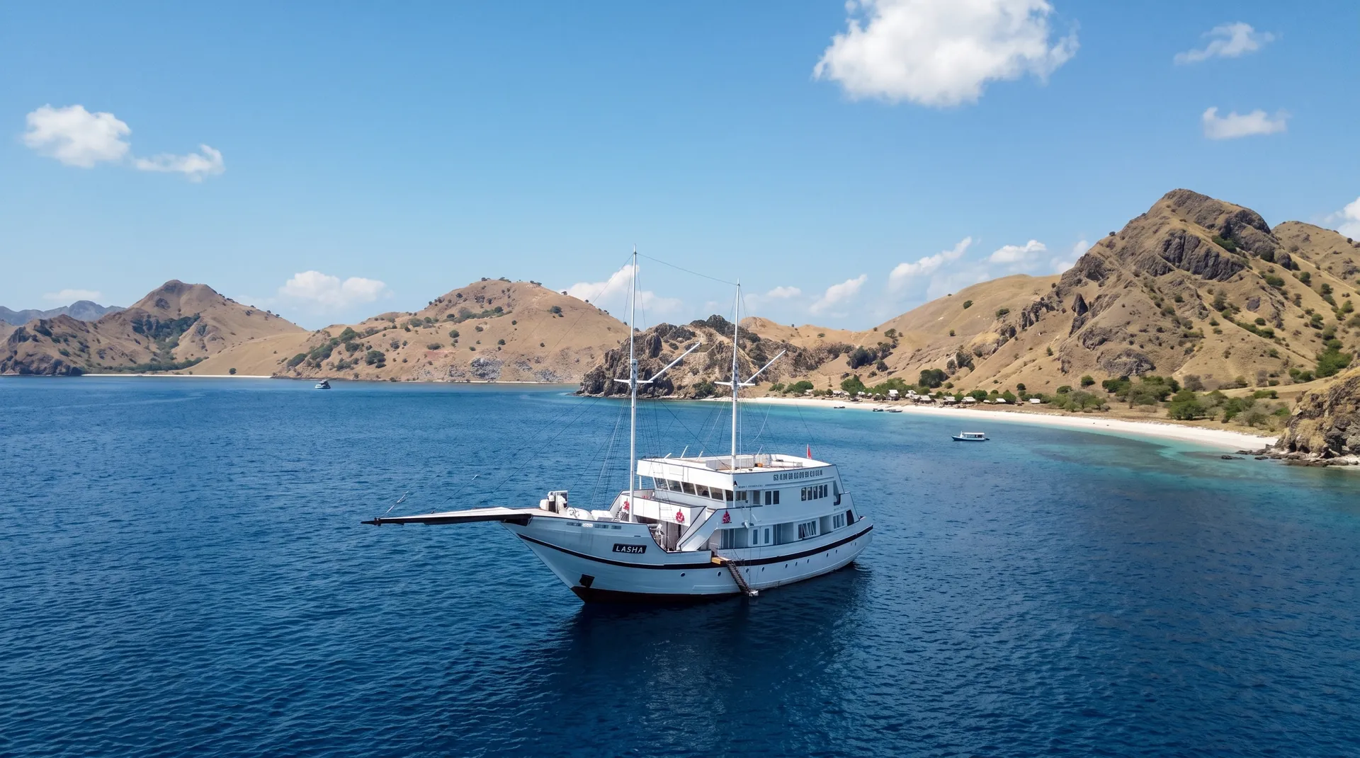 LASHA Cruise from Labuan Bajo: Komodo’s Newest 52.5-Metre Luxury Phinisi